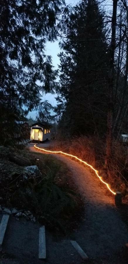 A Tiny Escape Roberts Creek Exterior foto