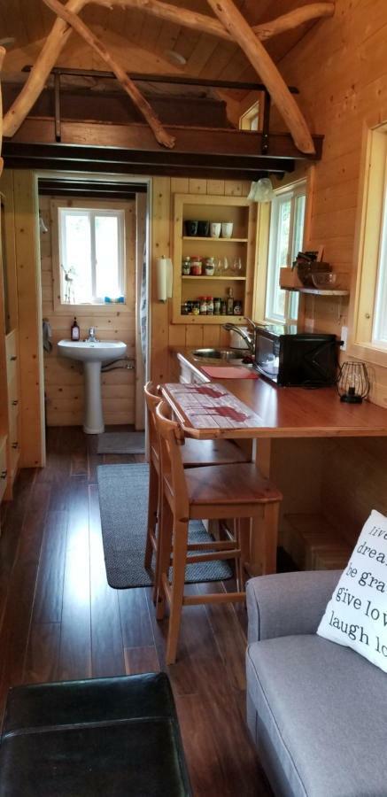 A Tiny Escape Roberts Creek Exterior foto